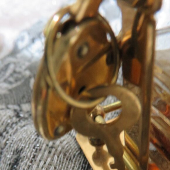 TANTALUX BY CARDINAL PERSONAL EAU DE PARFUM BAR WITH TAG, HEART LOCK & KEY 1938 - Picture 5 of 12